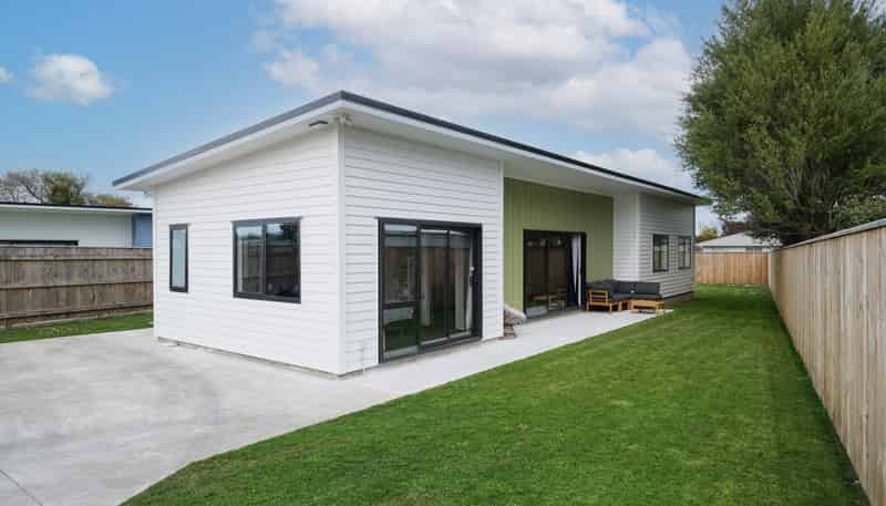 4 Gibson Place, Dannevirke