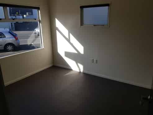 Standalone Moturoa Space