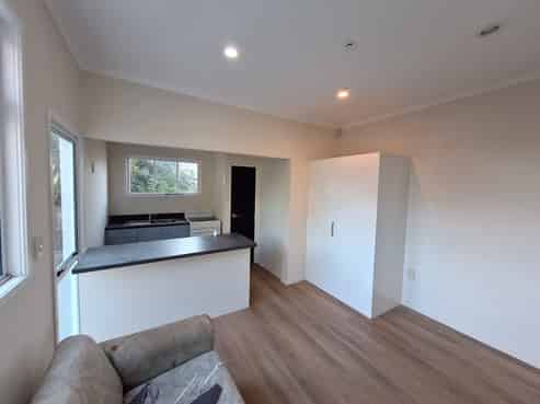 Standalone Moturoa Space