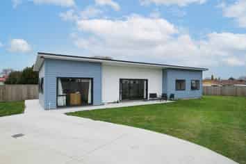 5 Gibson Place, Dannevirke