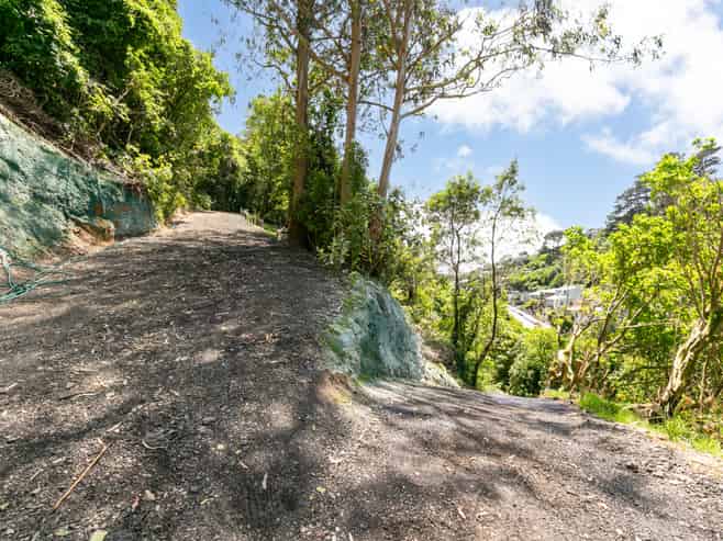 344 Ohiro Road, Brooklyn