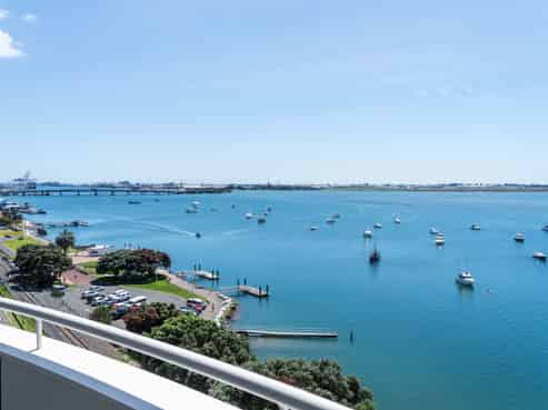 1003/72 Devonport Road, Tauranga Central