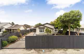 85 Shamrock Street, Takaro