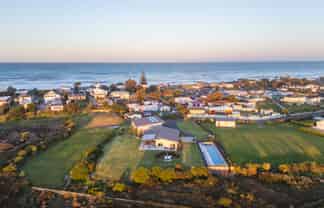 488D Pukehina Parade, Pukehina