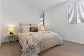 8/40 Waiparaheka Drive, Milldale