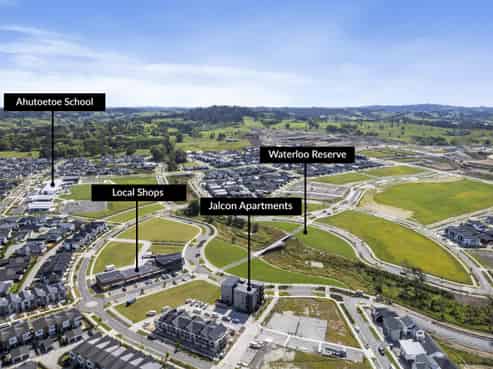 8/40 Waiparaheka Drive, Milldale