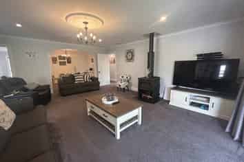 108 Pacific Drive, Fitzherbert