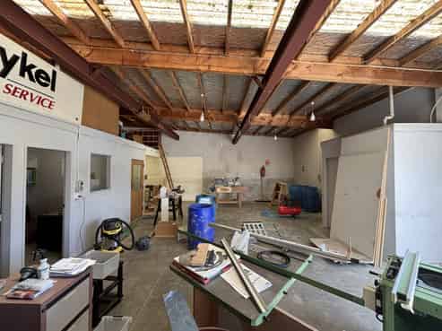 Tidy, Affordable Industrial Unit - Porirua