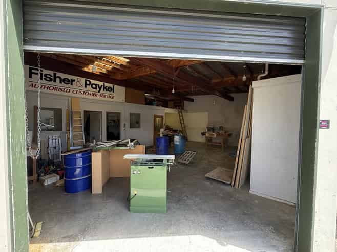 Tidy, Affordable Industrial Unit - Porirua