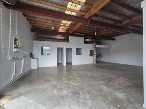 Tidy, Affordable Industrial Unit - Porirua