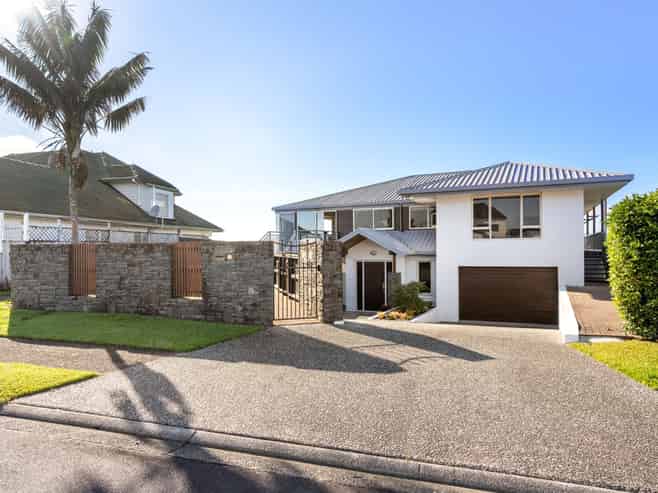 133 Bruce Wallace Place, Whangamata