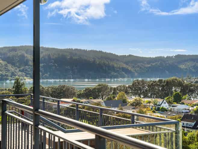 133 Bruce Wallace Place, Whangamata