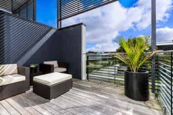 77 Bomb Point Drive, Hobsonville