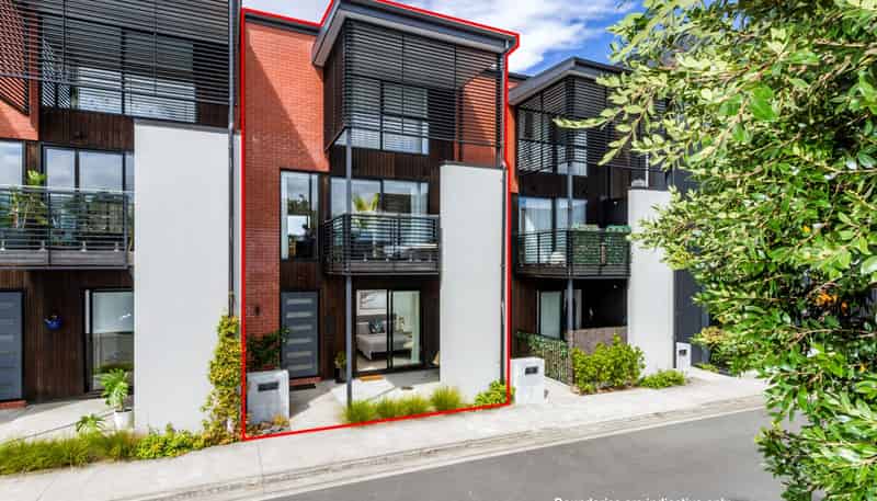 77 Bomb Point Drive, Hobsonville