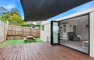Unit 2/17 Kemp Road, Massey