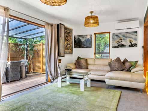 31D Phillip Street, Johnsonville