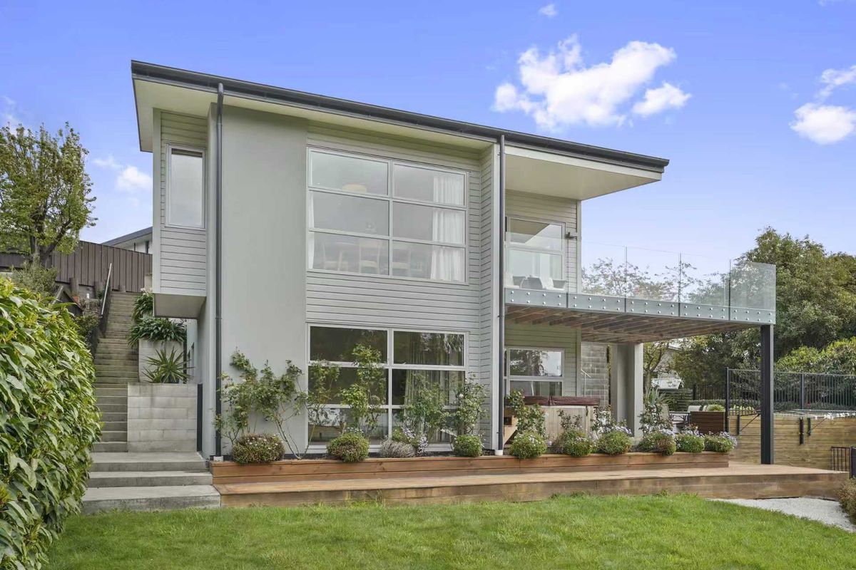 Your Hilltop Lifestyle Awaits!, Cashmere