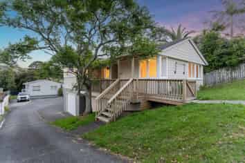 27a Langton Road, Stanmore Bay