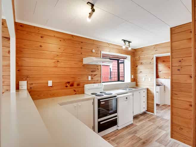 302B Cambridge Road, Hillcrest