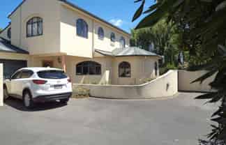 127 Clyde Rd, Fendalton