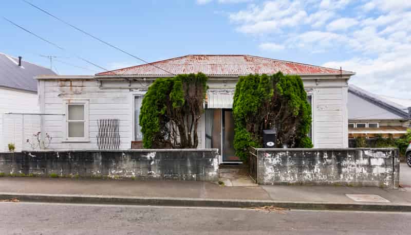 26 Charlotte Avenue, Brooklyn