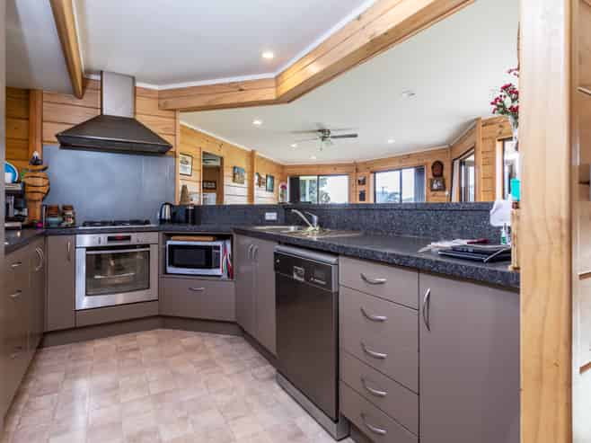 1175 Tiki Road, Coromandel