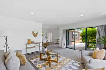 82 Kamara Road, Glen Eden