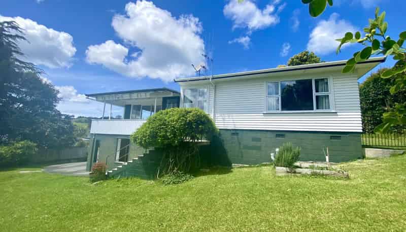 16 Clotworthy Crescent, Onerahi