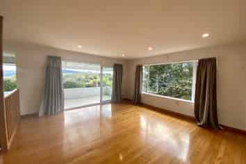 16 Clotworthy Crescent, Onerahi