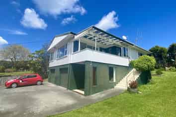 16 Clotworthy Crescent, Onerahi