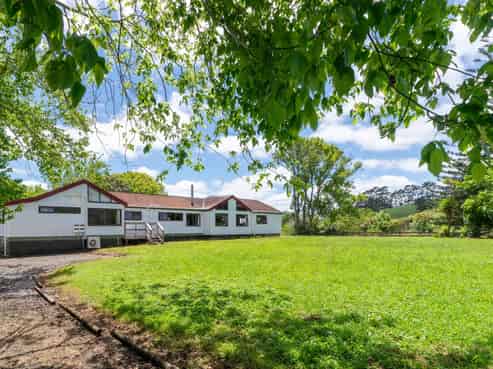 10 Taha Road, Waimauku