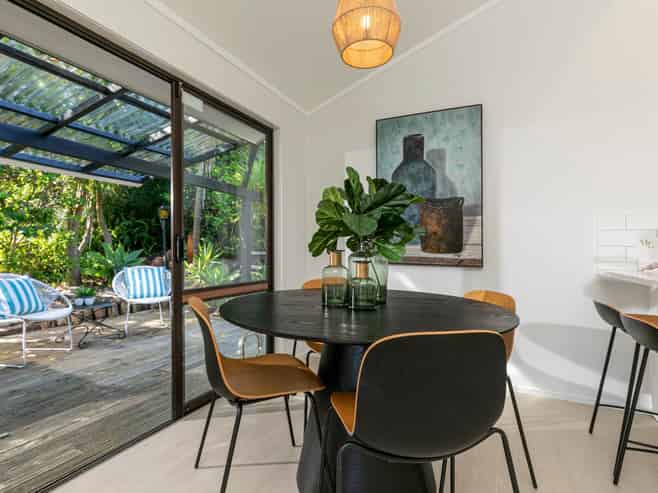 1/24 Wisteria Way, Mairangi Bay