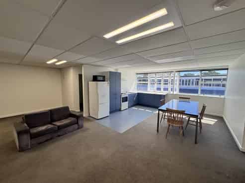 7/16 Belfast Street, Mount Cook