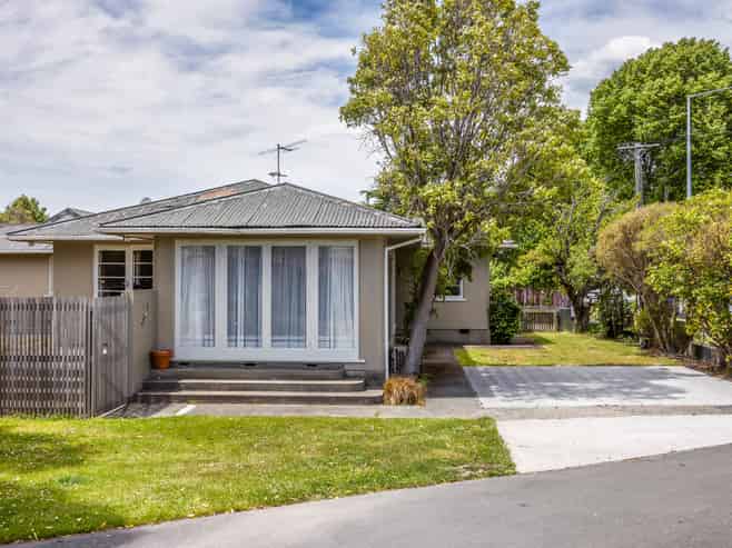 556 Cranford Street, Papanui