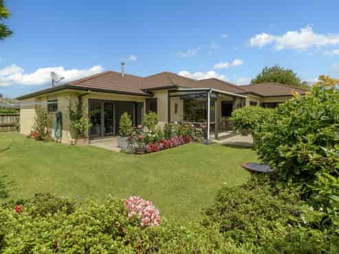 31 Condor Drive, Pyes Pa