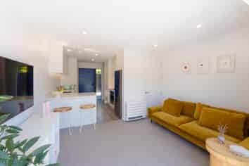 8B Champion Street, Edgeware