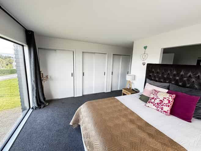 c/17 Esplanade, Warrington