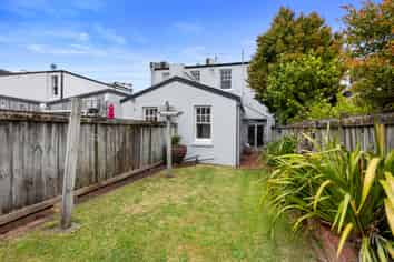 301 Jackson Street, Petone