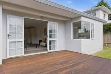 3B Lynwood Place, Brookfield