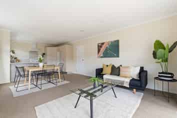 3B Lynwood Place, Brookfield