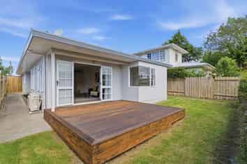 3B Lynwood Place, Brookfield