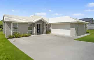 5 Awa Avenue, Helensville