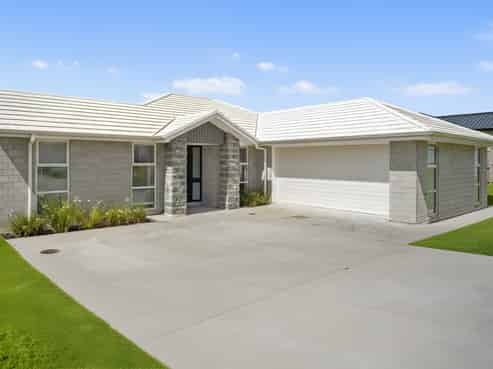 5 Awa Avenue, Helensville