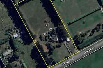 986 Selwyn Road, Burnham