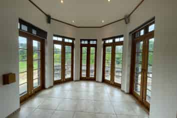 170 Potts Road, Whitford