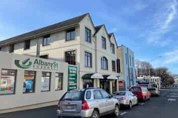 Quality Office Suite with Parking 173m2