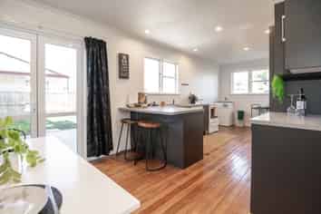 1012 Cobham Place, Raureka