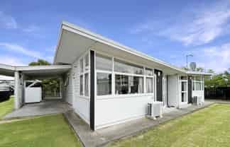 3/455 Featherston Street, Roslyn