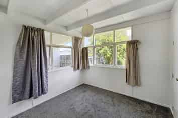 3/455 Featherston Street, Roslyn