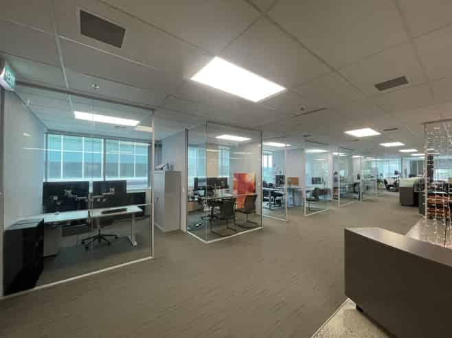 Motivated sublease in prominent address